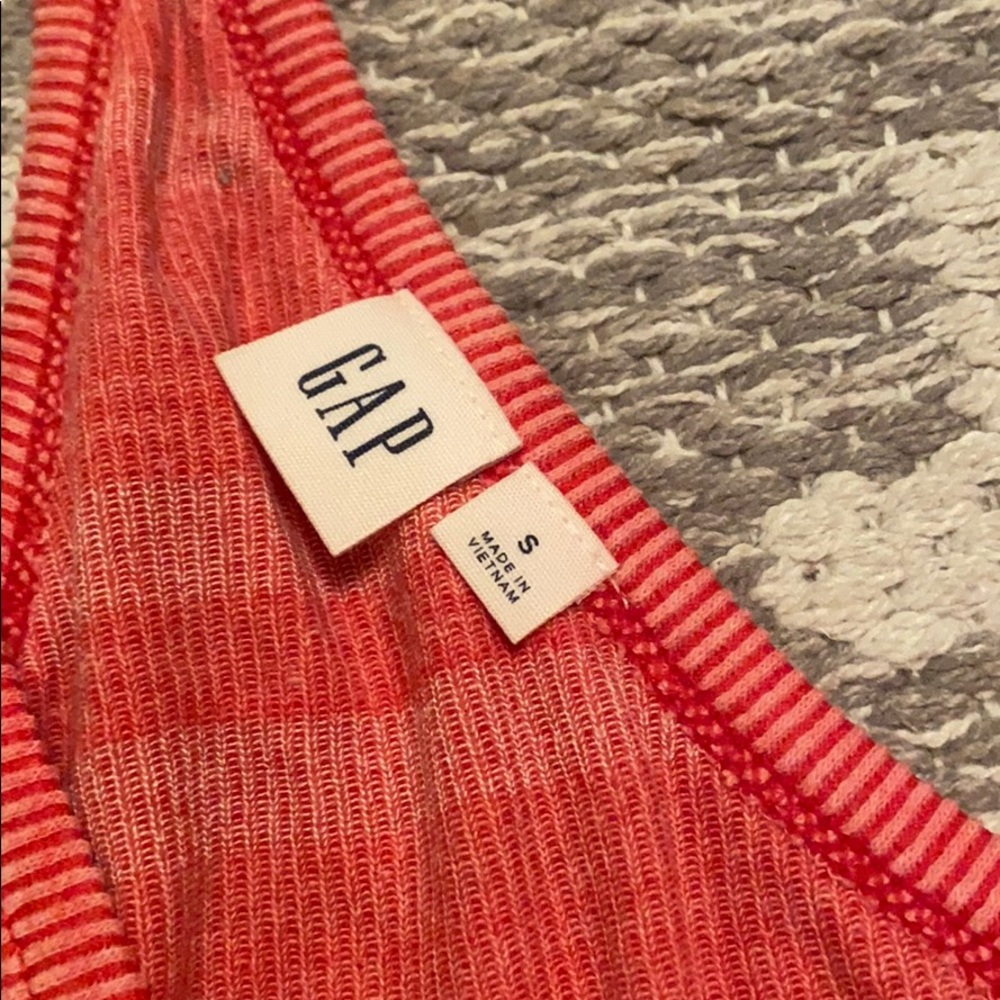 Red and White Striped Ribbed Tank - Picture 2 of 3